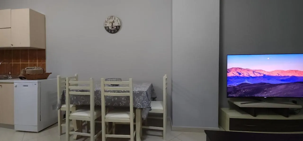 Pleasing Place With Free Parking On Site In Tirana Komuna E Parisit 0*,